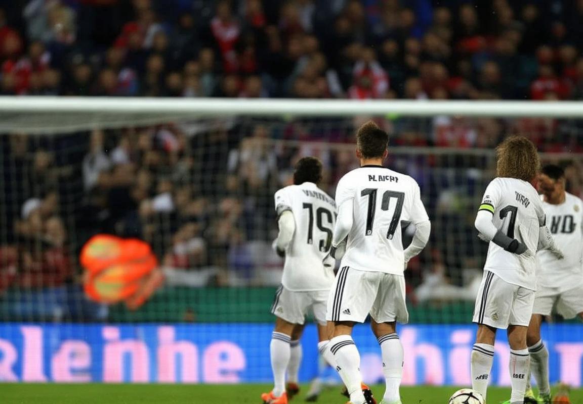 欧冠巅峰对决：皇马防线告急迎战勒沃库森，曼城强势冲击四连胜