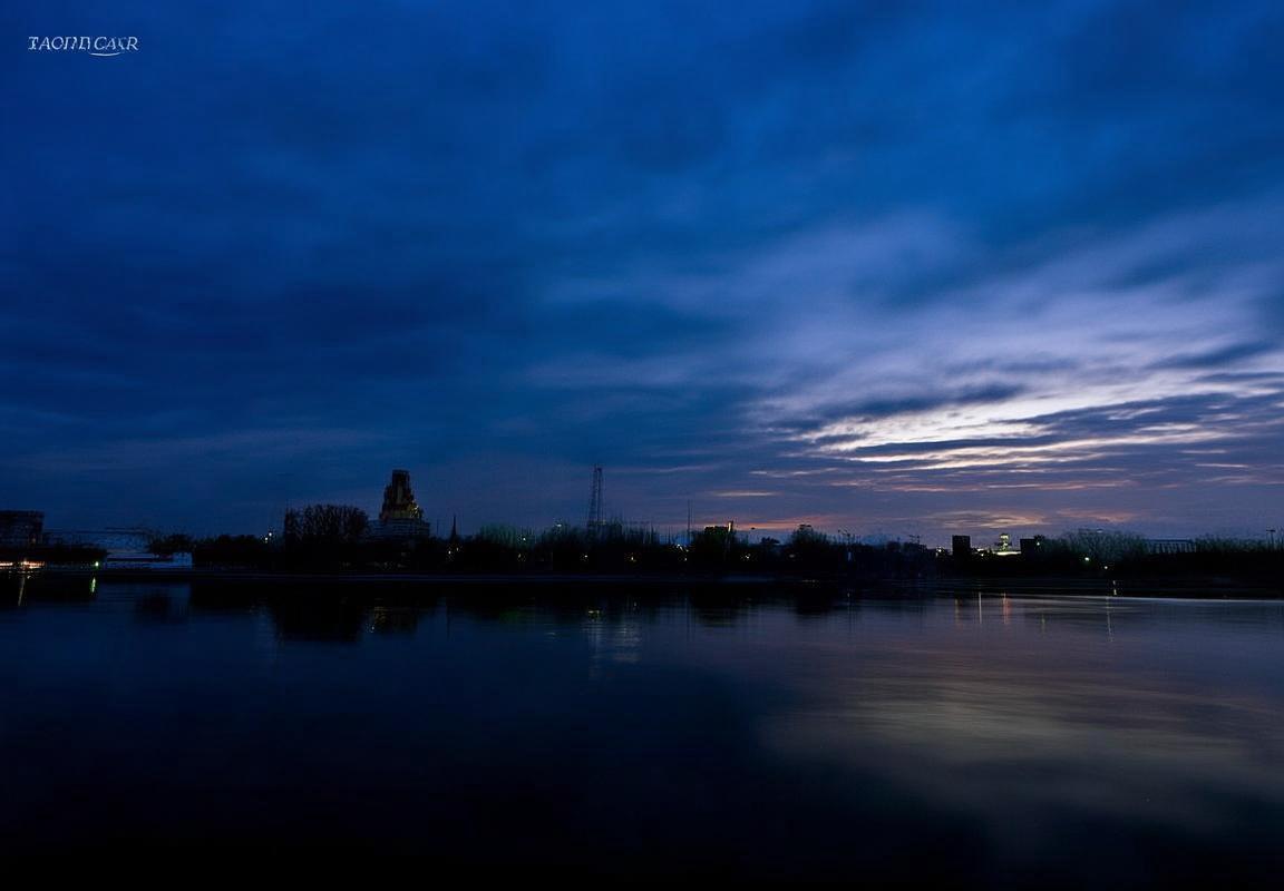 凯文·加内特森林狼21号球衣退役仪式在明尼苏达标靶中心举行，狼王荣耀归家